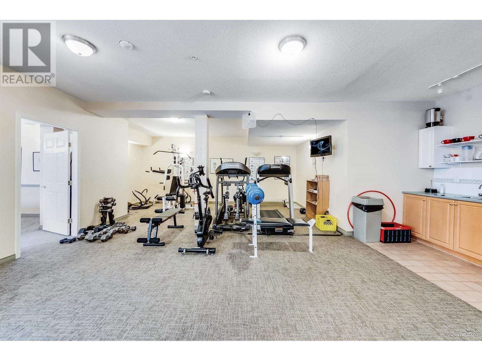 205 5270 Oakmount Crescent, Burnaby, British Columbia  V5H 4S1 - Photo 25 - R2981237