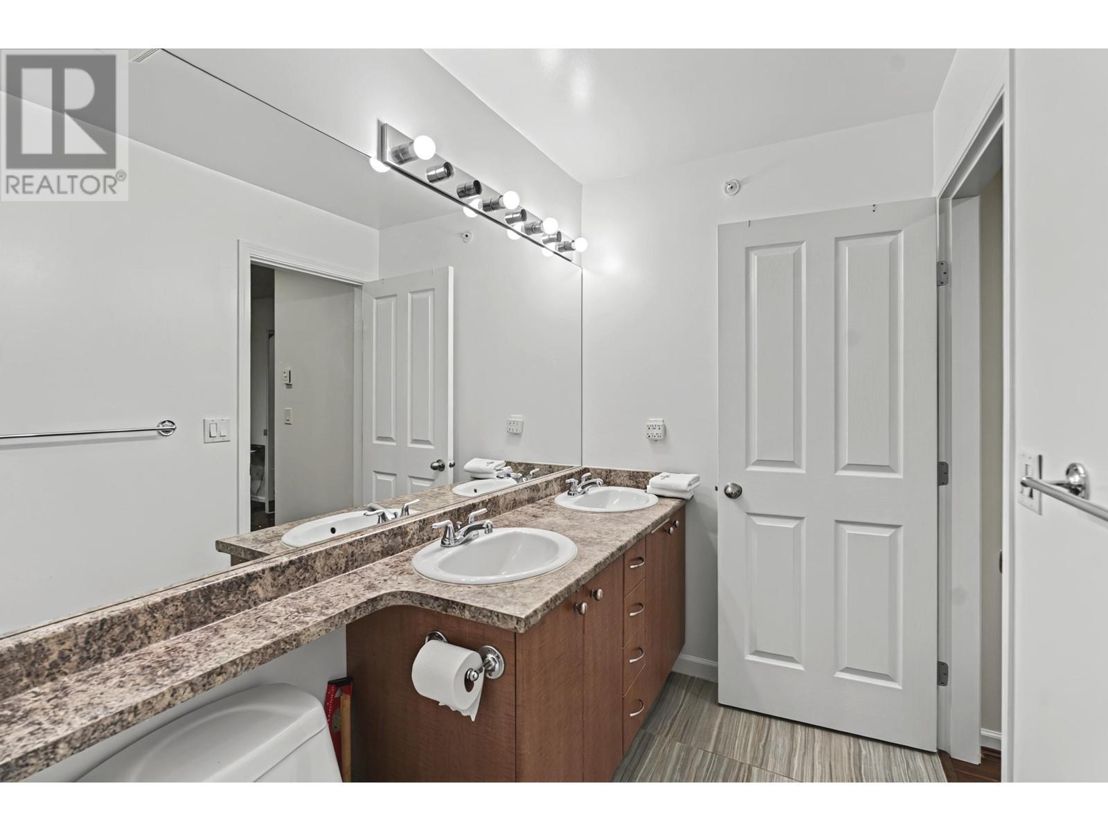 57 1010 Ewen Avenue, New Westminster, British Columbia  V3M 5C9 - Photo 29 - R2981246