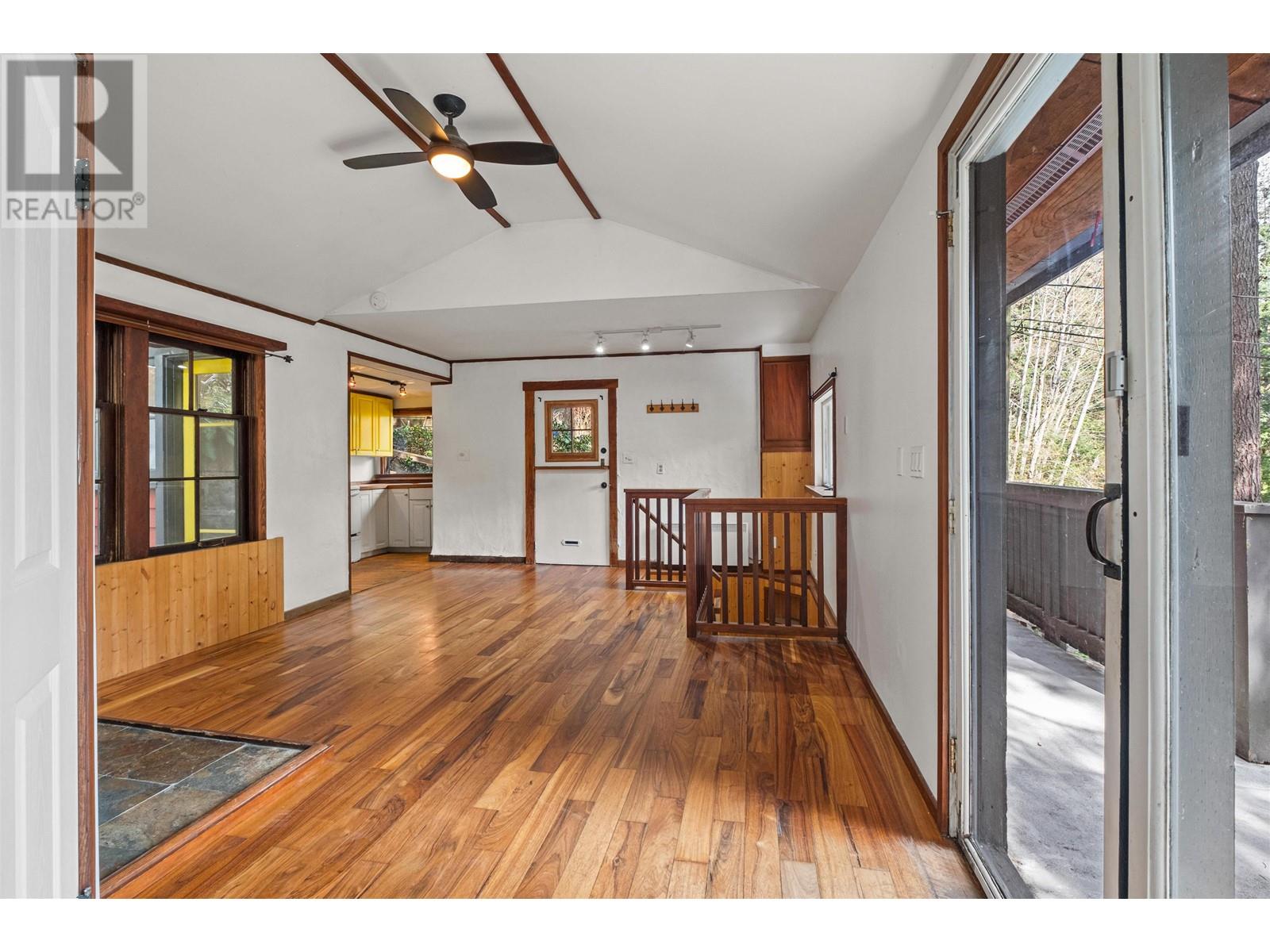 1312 Hillcrest Road, Bowen Island, British Columbia  V0N 1G1 - Photo 16 - R2981208