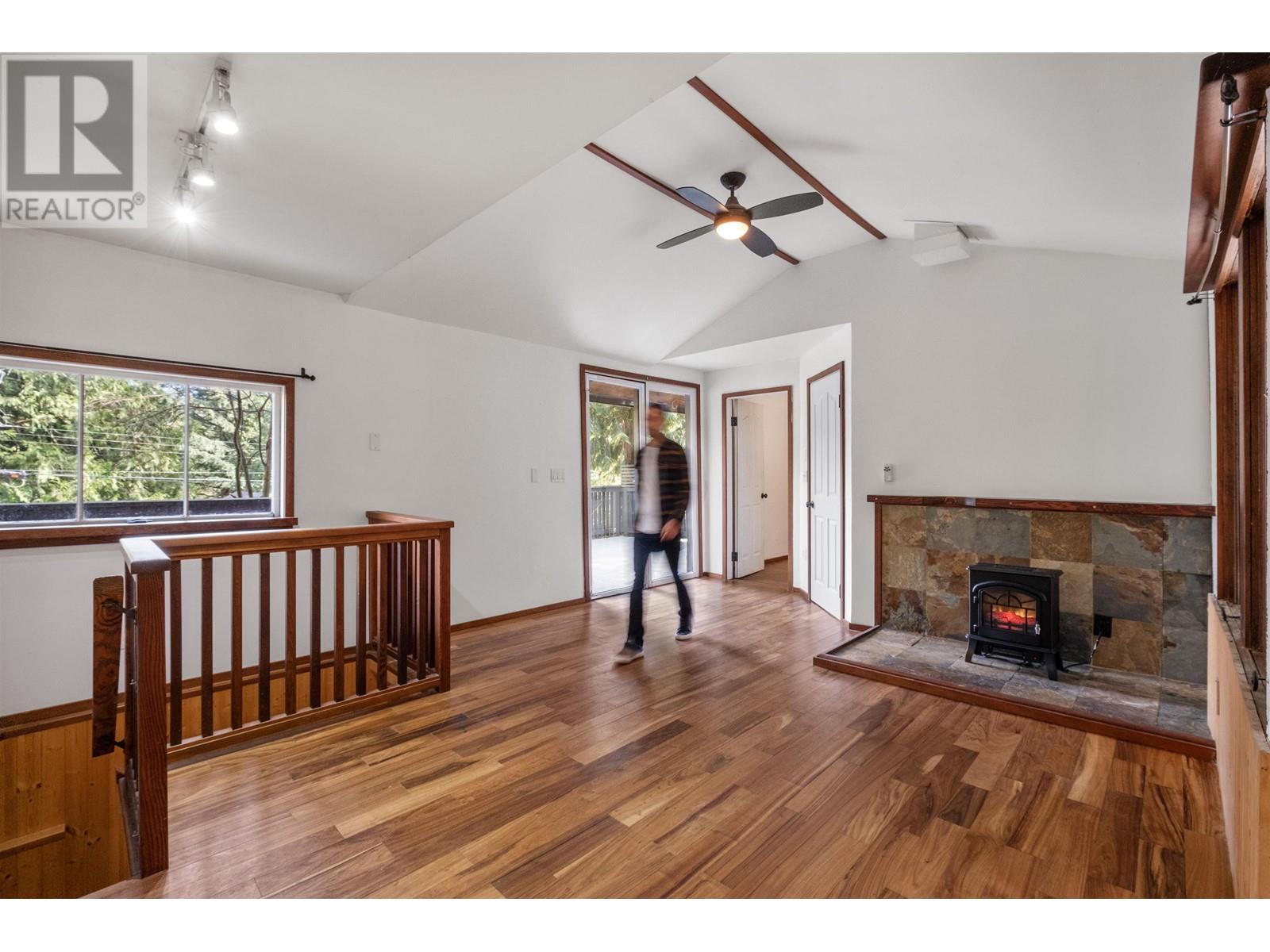 1312 Hillcrest Road, Bowen Island, British Columbia  V0N 1G1 - Photo 9 - R2981208