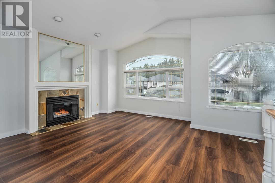 23835 114a Avenue, Maple Ridge, British Columbia  V2W 1V3 - Photo 3 - R2981209
