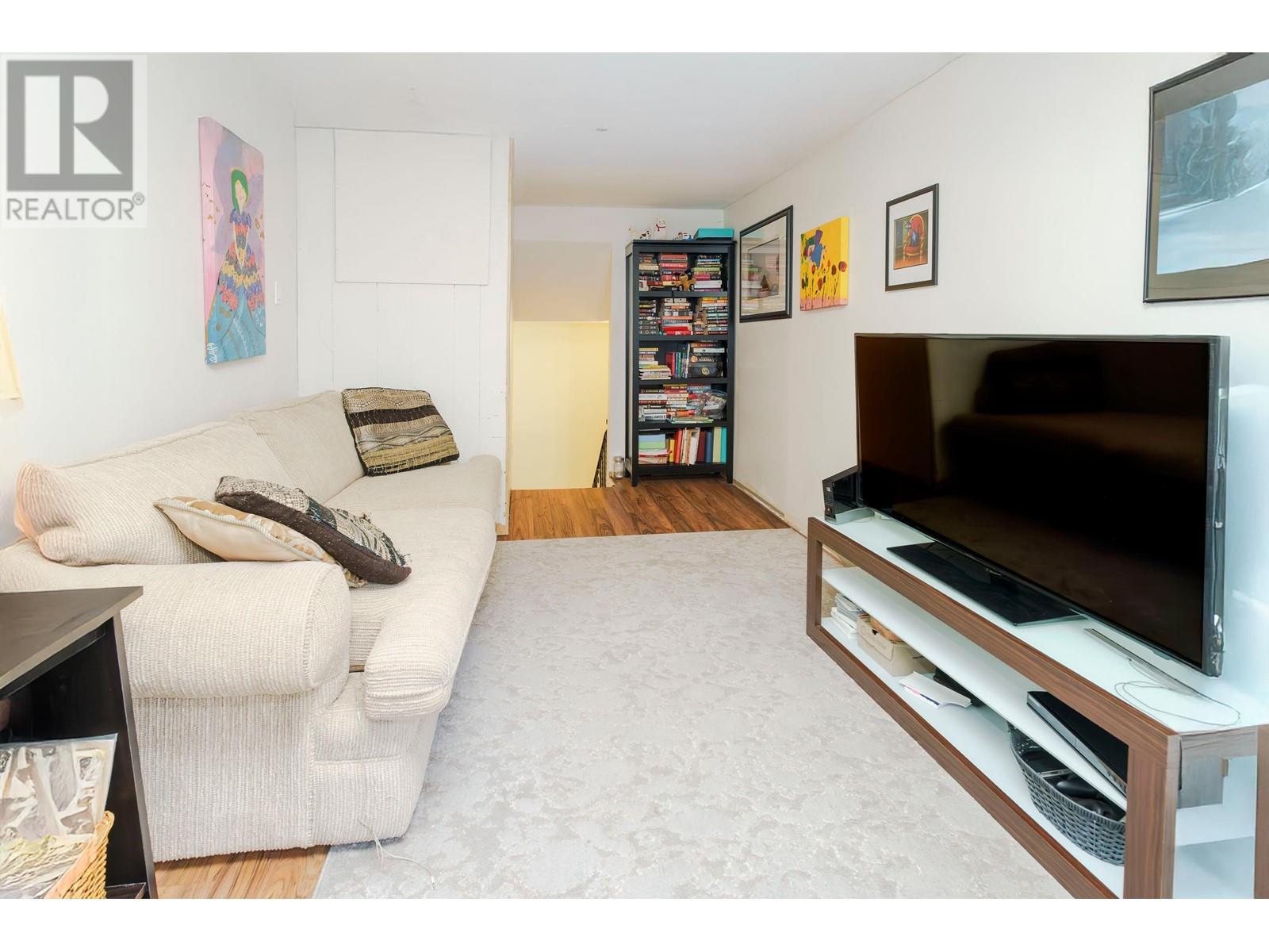 3980 Oxford Street, Port Coquitlam, British Columbia  V3B 4E9 - Photo 10 - R2981214