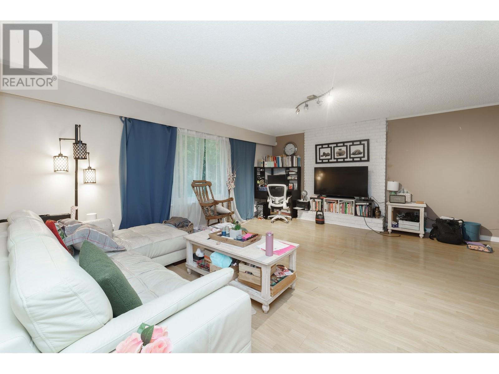 1443 Pipeline Place, Coquitlam, British Columbia  V3E 3P6 - Photo 3 - R2981242