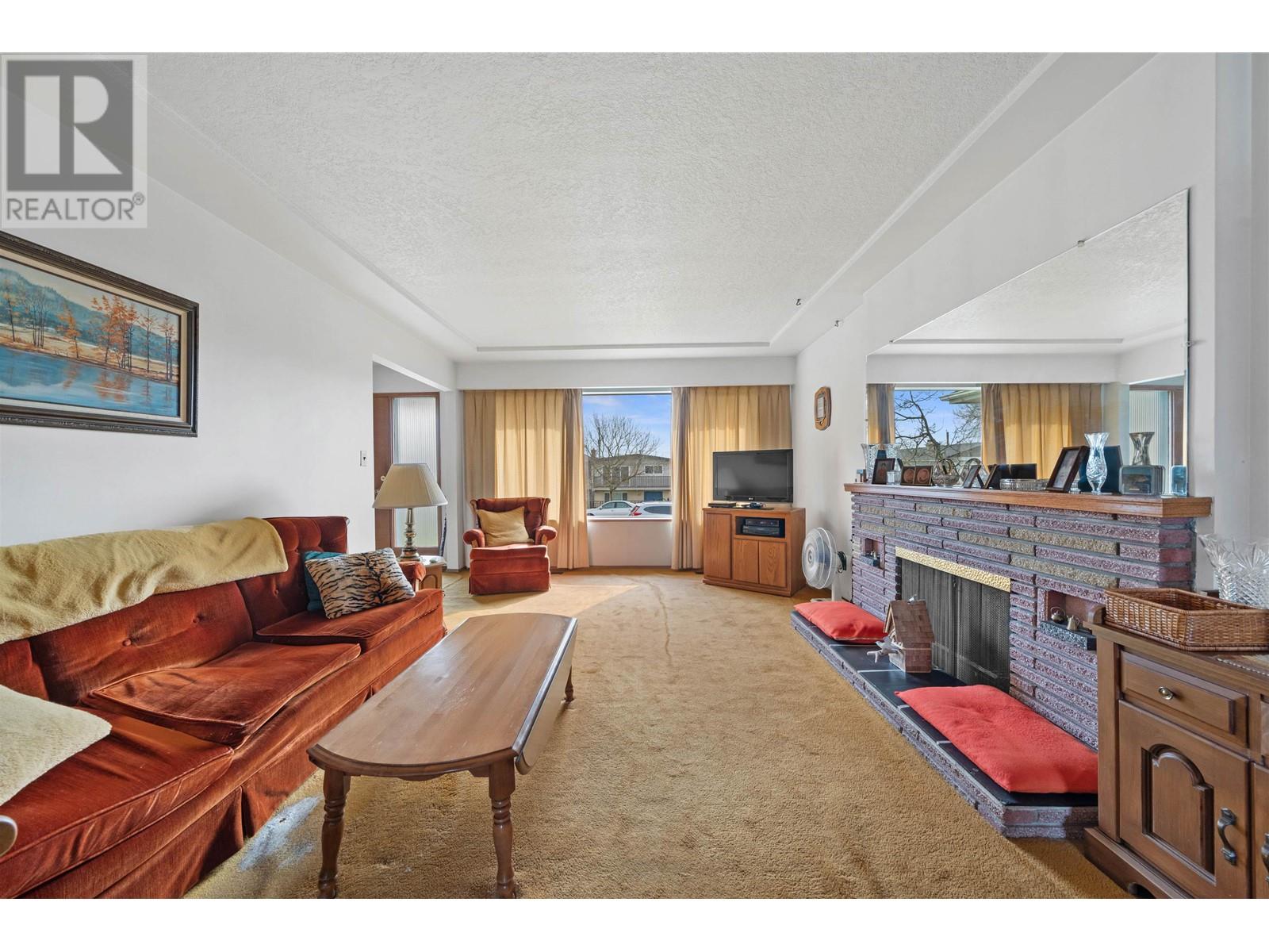 3155 E 52 Avenue, Vancouver, British Columbia  V5S 1T7 - Photo 9 - R2981250