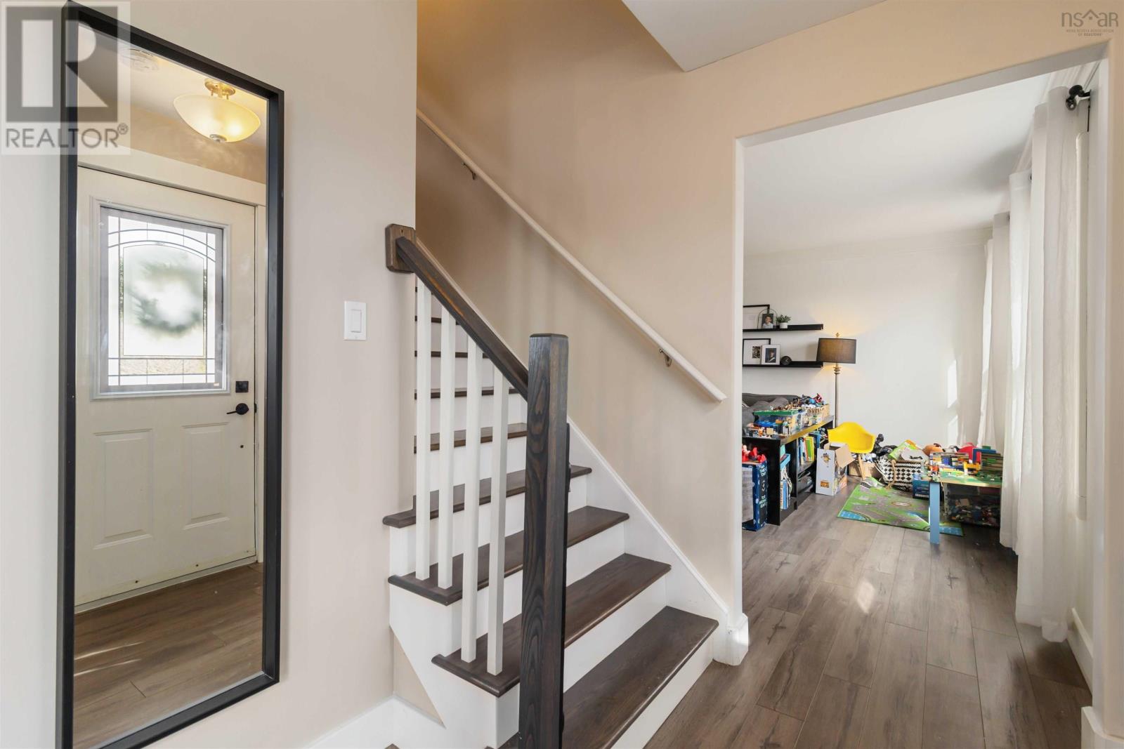 Property at 78 Colgrove Avenue image 4