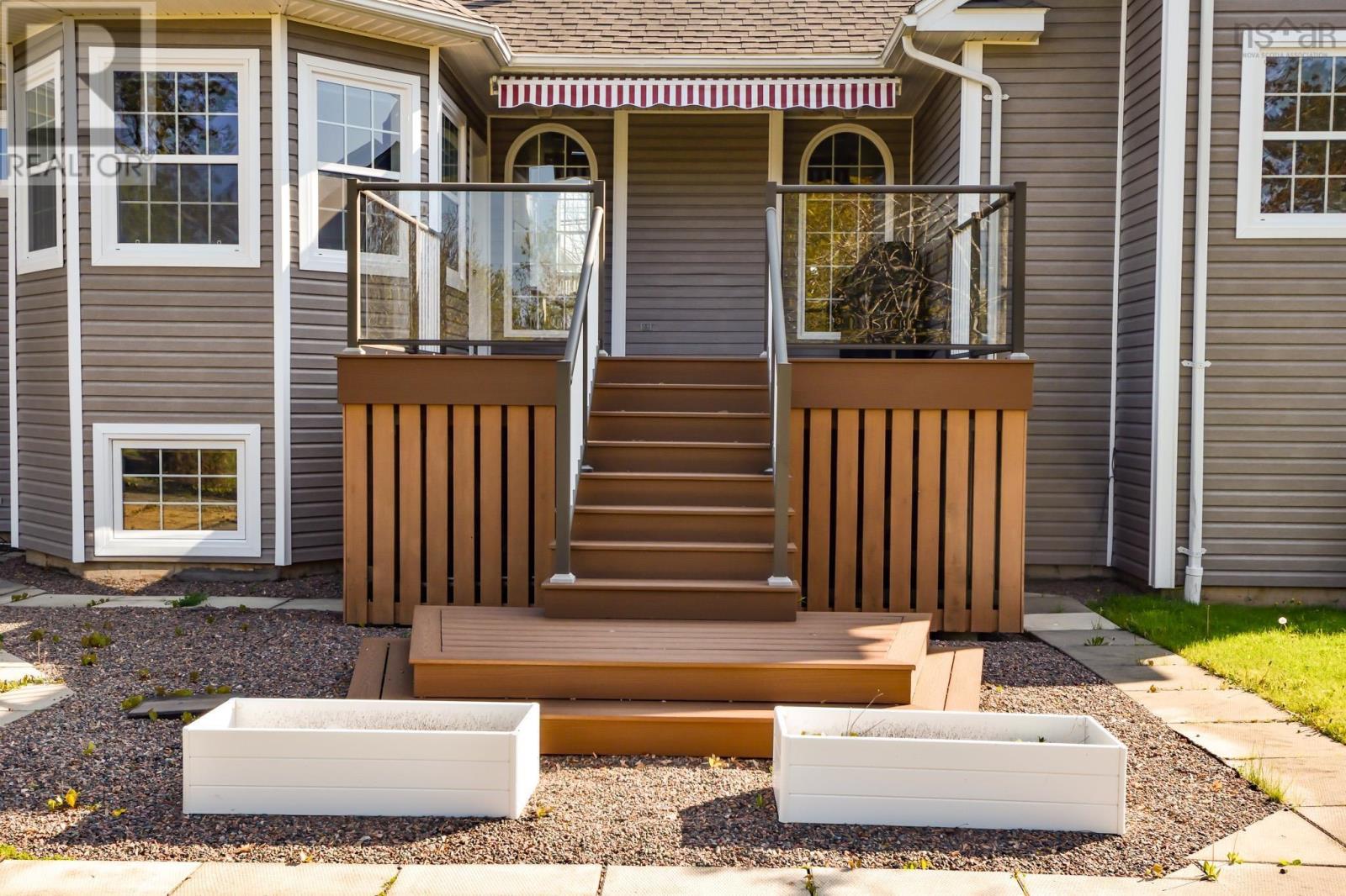 107 Dufferin Street, Lunenburg, Nova Scotia  B0J 2C0 - Photo 5 - 202505696