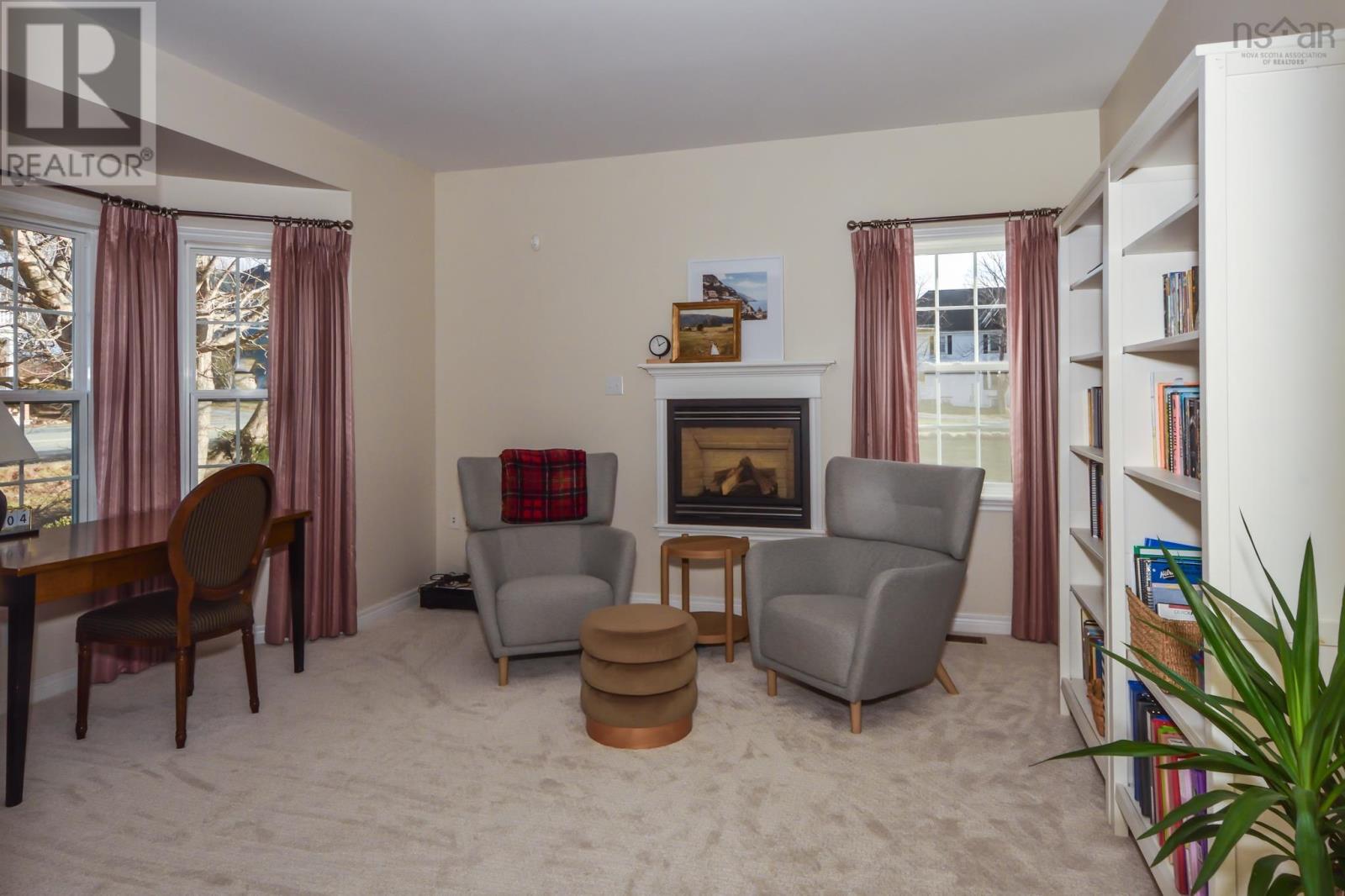 107 Dufferin Street, Lunenburg, Nova Scotia  B0J 2C0 - Photo 9 - 202505696