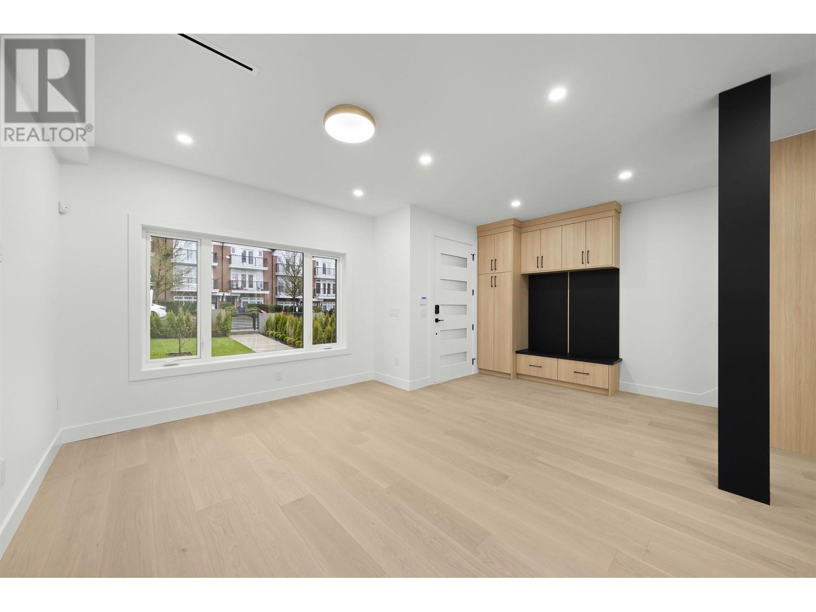 5628 Chaffey Avenue, Burnaby, British Columbia  V5H 2S3 - Photo 6 - R2980991