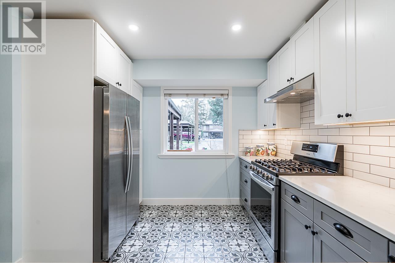 17 1140 Eagleridge Drive, Coquitlam, British Columbia  V3E 1C2 - Photo 4 - R2980960