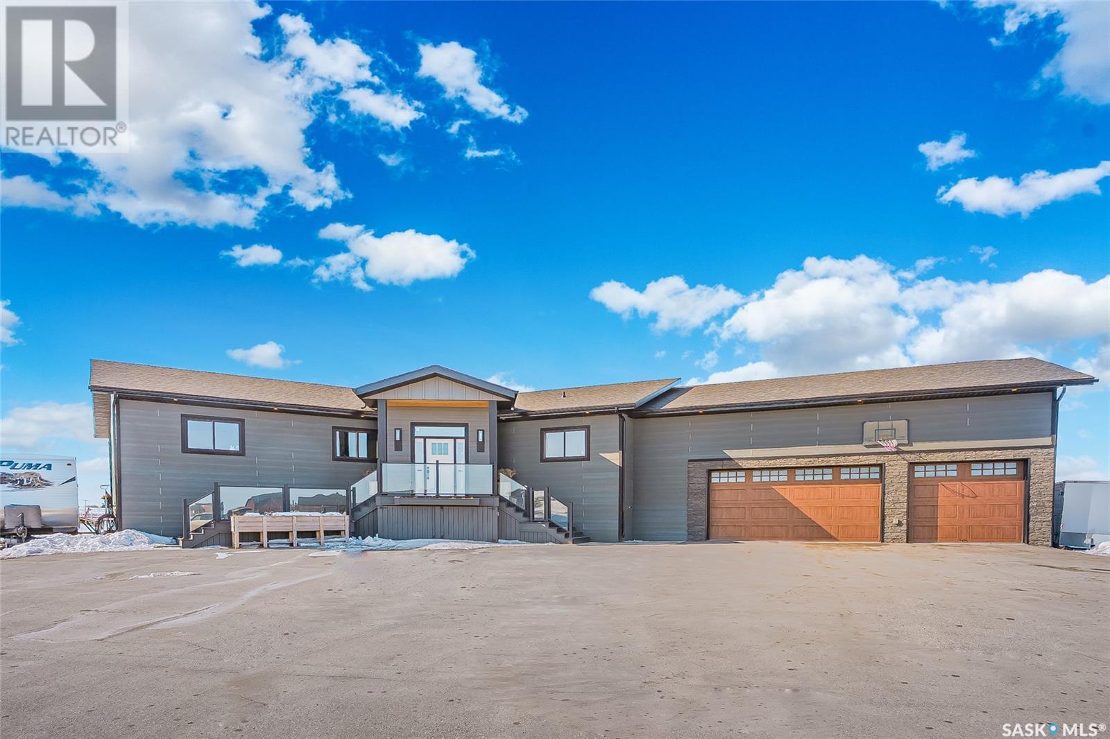 101 Deer Run CRESCENT, bergheim estates, Saskatchewan