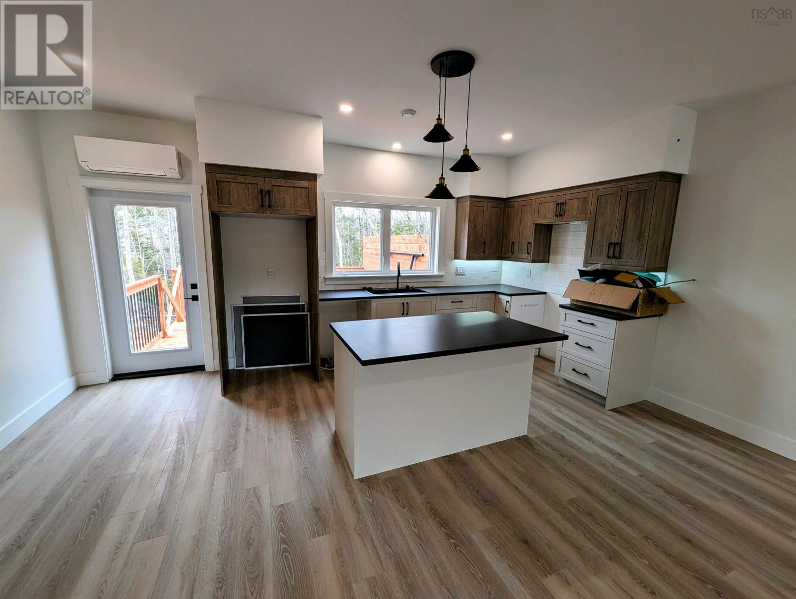 Property at 33 38 Shadebush Walk image 3