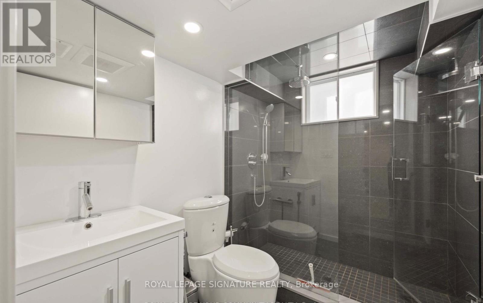 Bsmt - 5 Christina Crescent, Toronto, Ontario  M1R 4H7 - Photo 10 - E12038614