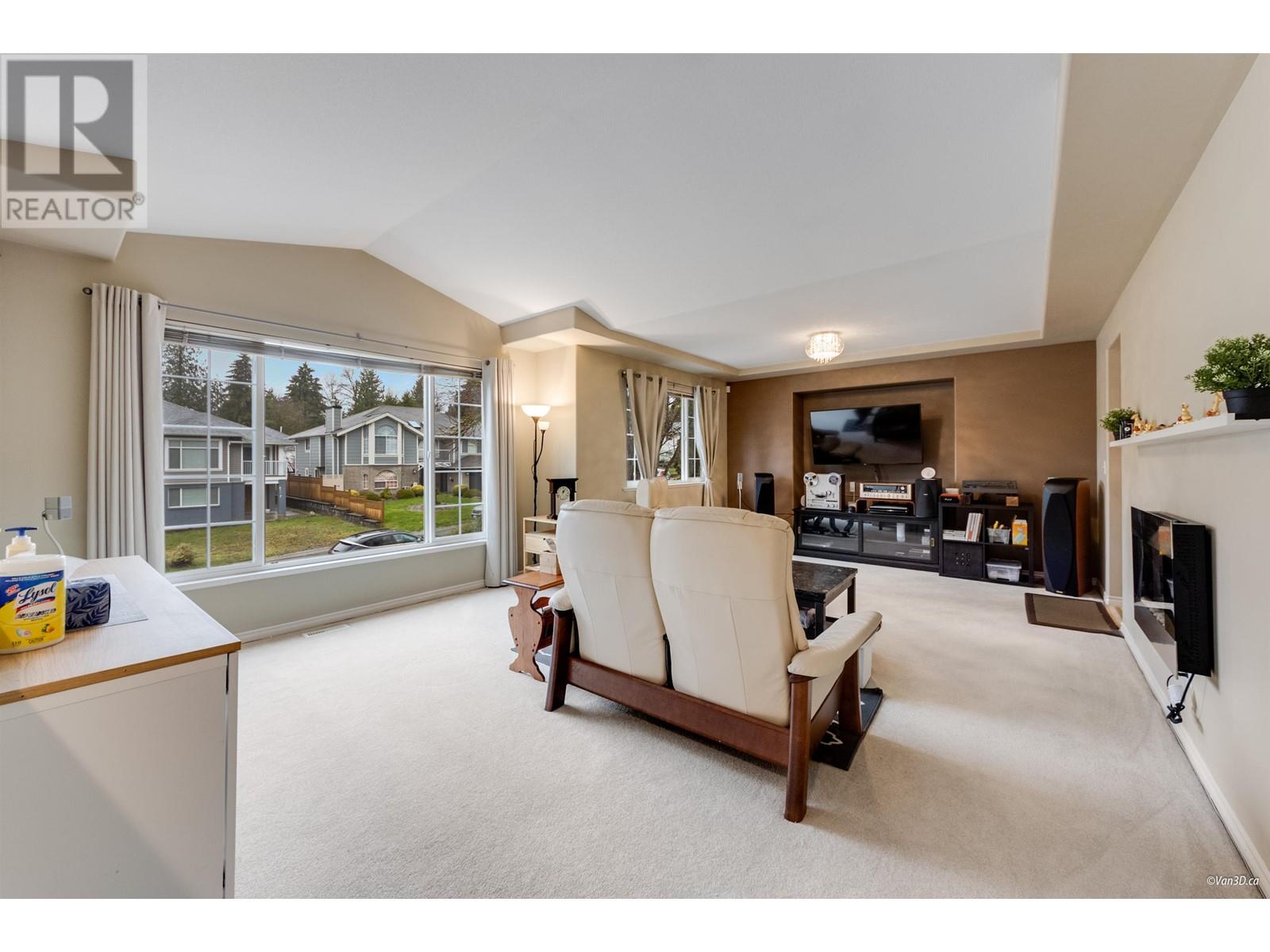 3770 Sefton Street, Port Coquitlam, British Columbia  V3B 3R5 - Photo 3 - R2980700