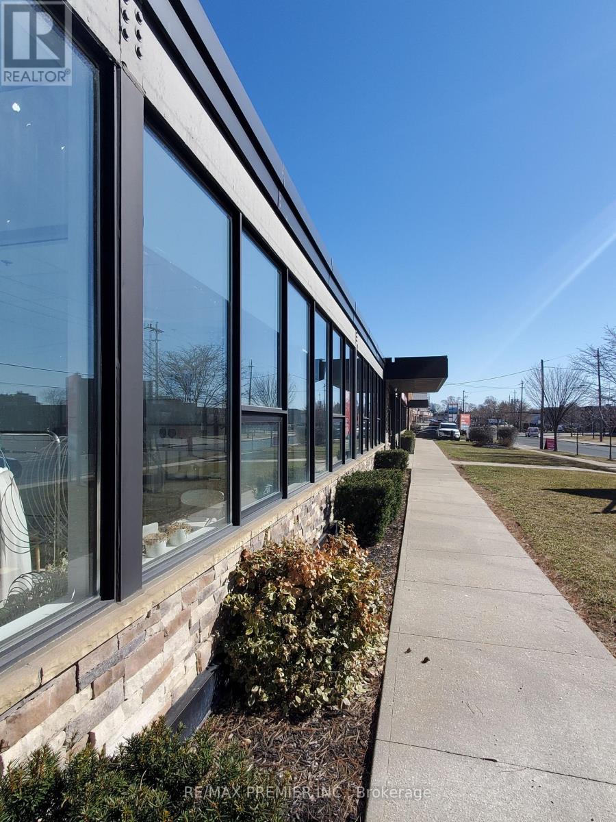 48 Samor Road, Toronto, Ontario  M6A 1J6 - Photo 3 - W12038592