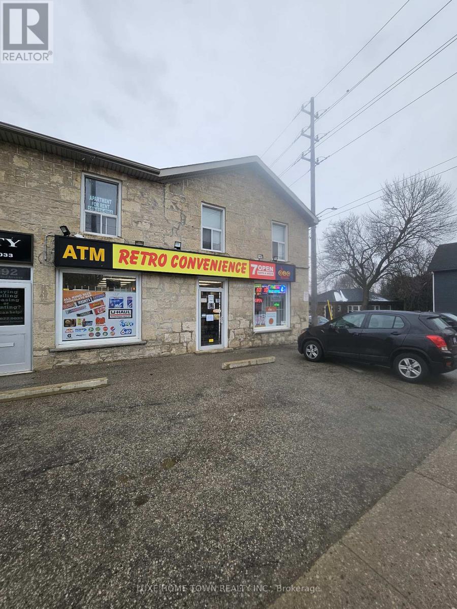 196 WATERLOO AVENUE, Guelph, Ontario