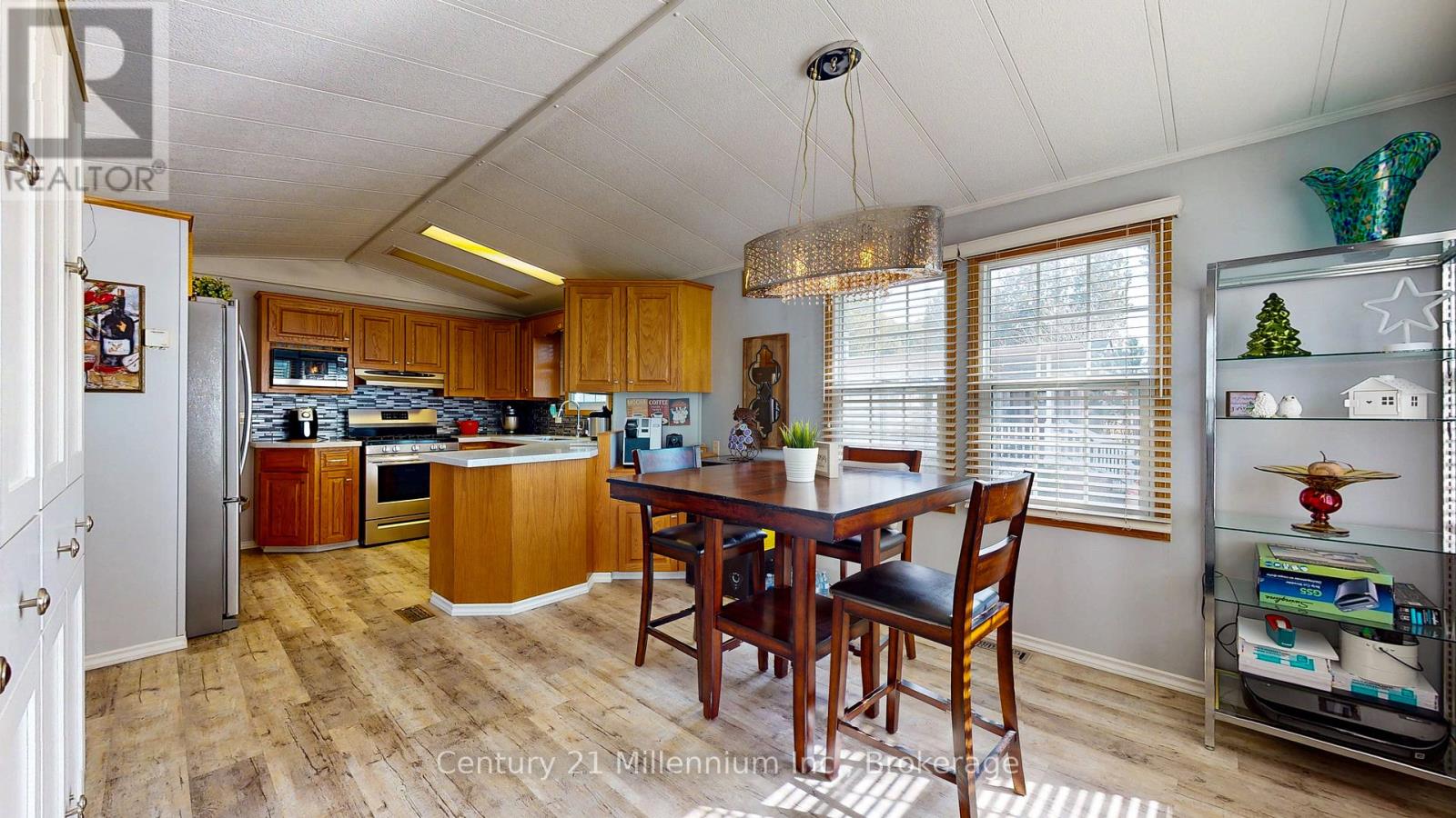 3 St James Place, Wasaga Beach, Ontario  L9Z 3A8 - Photo 14 - S12038736