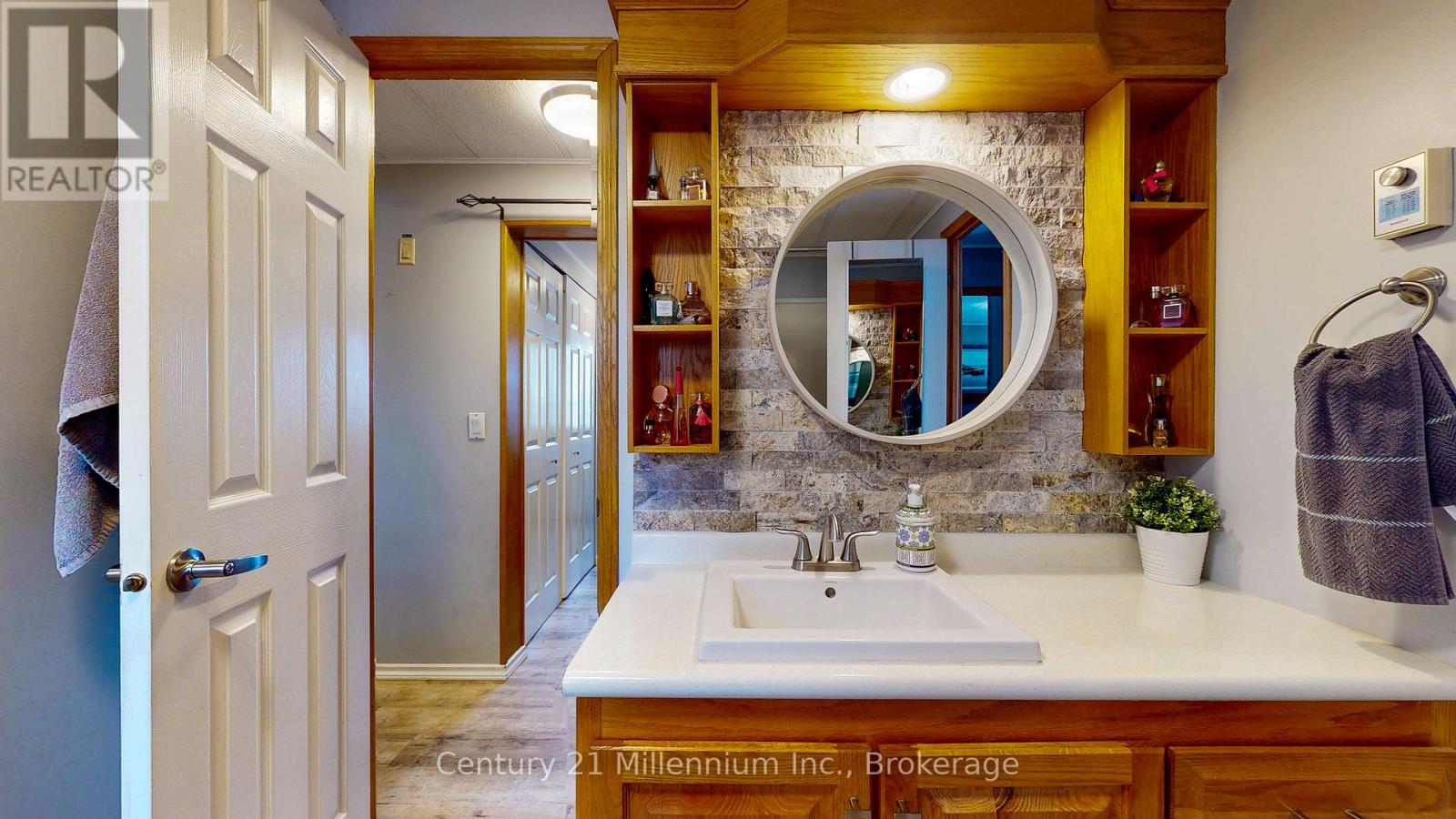 3 St James Place, Wasaga Beach, Ontario  L9Z 3A8 - Photo 17 - S12038736