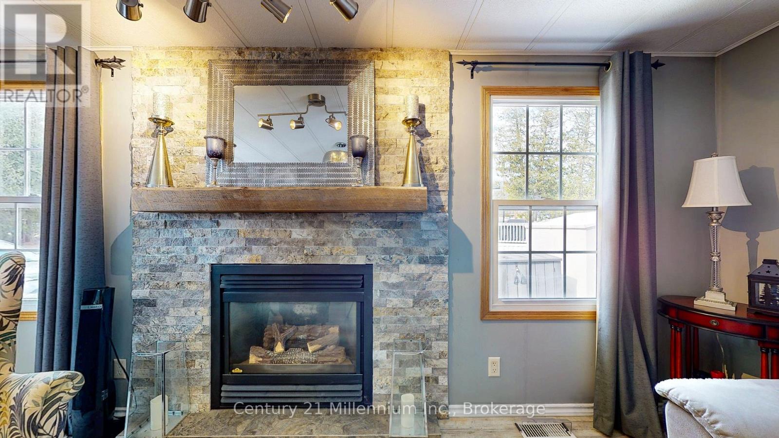 3 St James Place, Wasaga Beach, Ontario  L9Z 3A8 - Photo 19 - S12038736