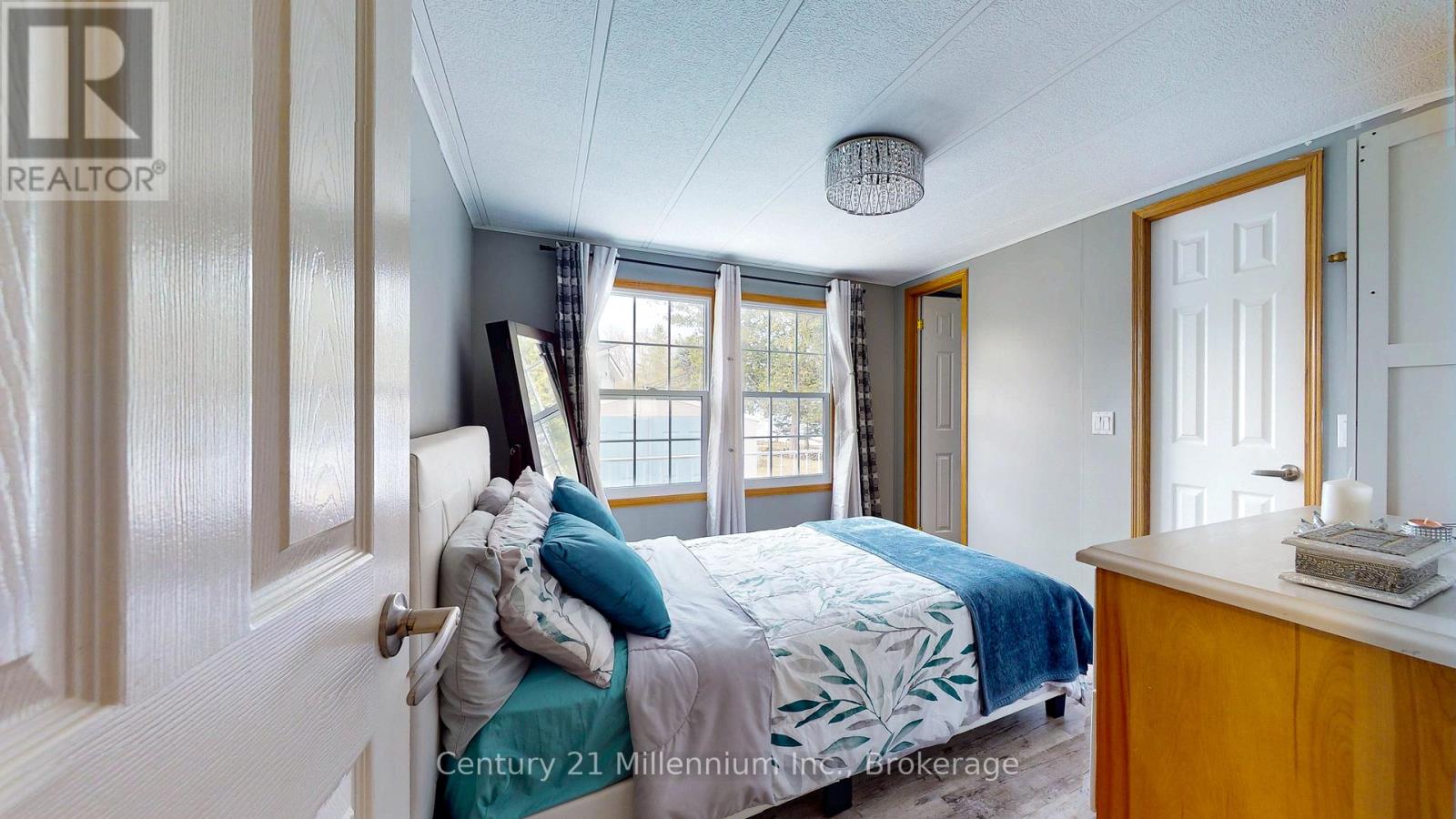 3 St James Place, Wasaga Beach, Ontario  L9Z 3A8 - Photo 28 - S12038736