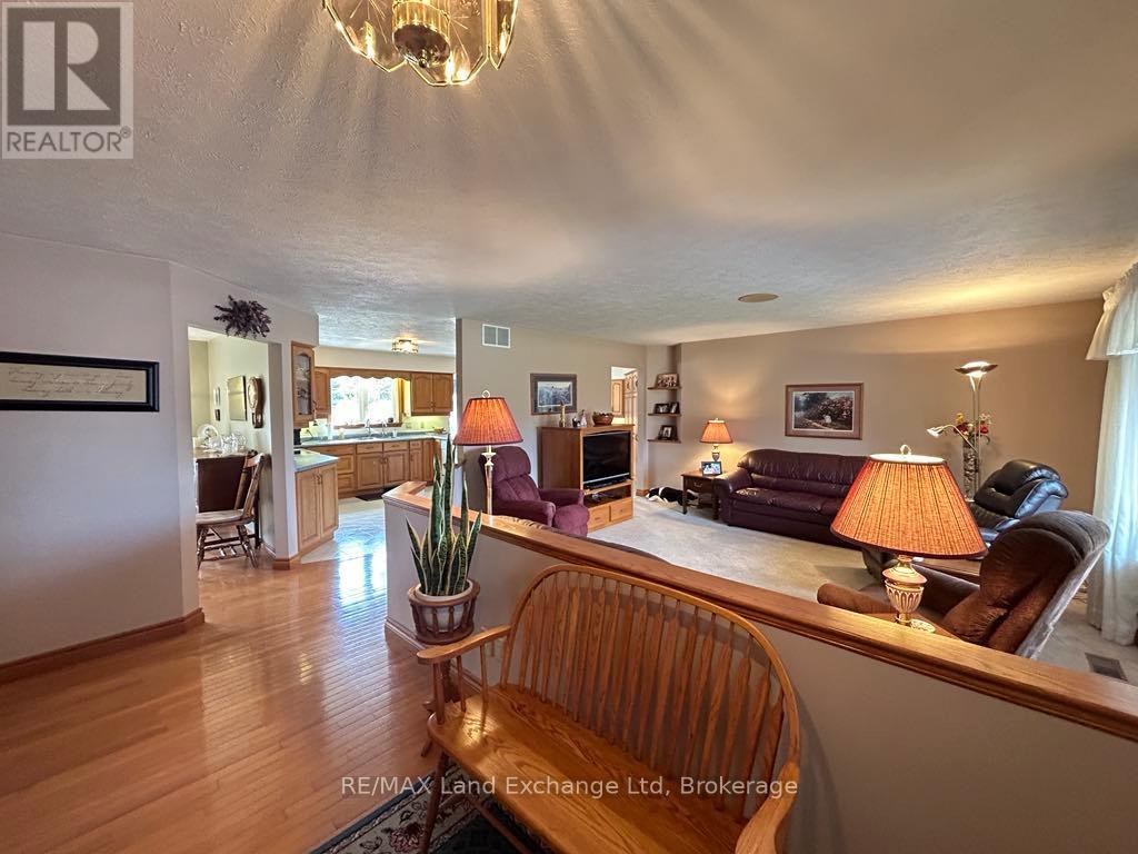 881 Bruce Road 6, South Bruce, Ontario  N0G 2S0 - Photo 13 - X12038761