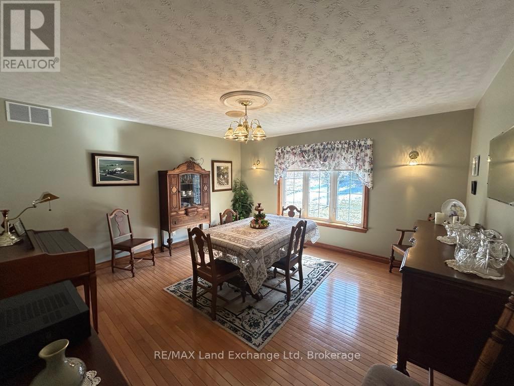 881 Bruce Road 6, South Bruce, Ontario  N0G 2S0 - Photo 16 - X12038761