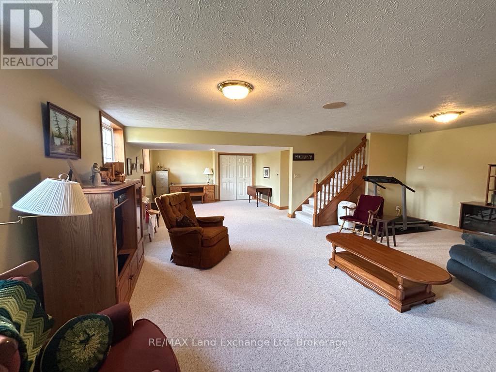 881 Bruce Road 6, South Bruce, Ontario  N0G 2S0 - Photo 31 - X12038761