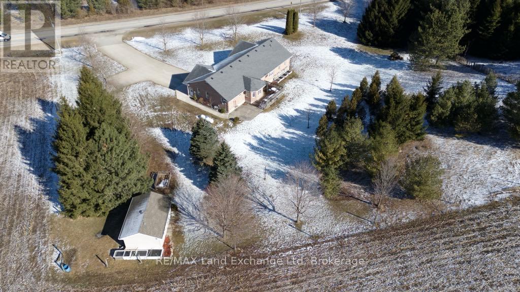 881 Bruce Road 6, South Bruce, Ontario  N0G 2S0 - Photo 5 - X12038761