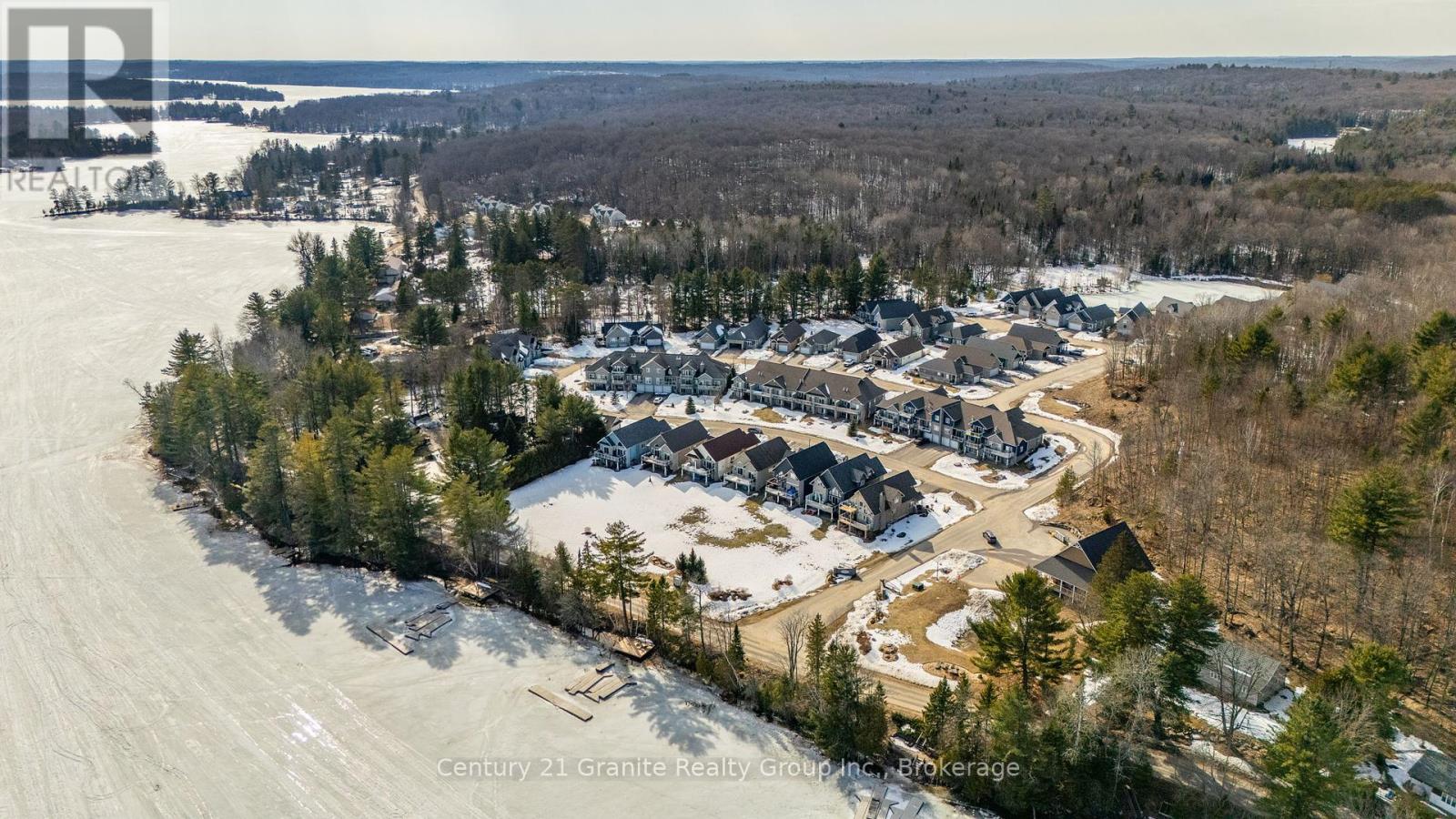 17 Webb Circle, Dysart Et Al, Ontario  K0M 1S0 - Photo 42 - X12038822