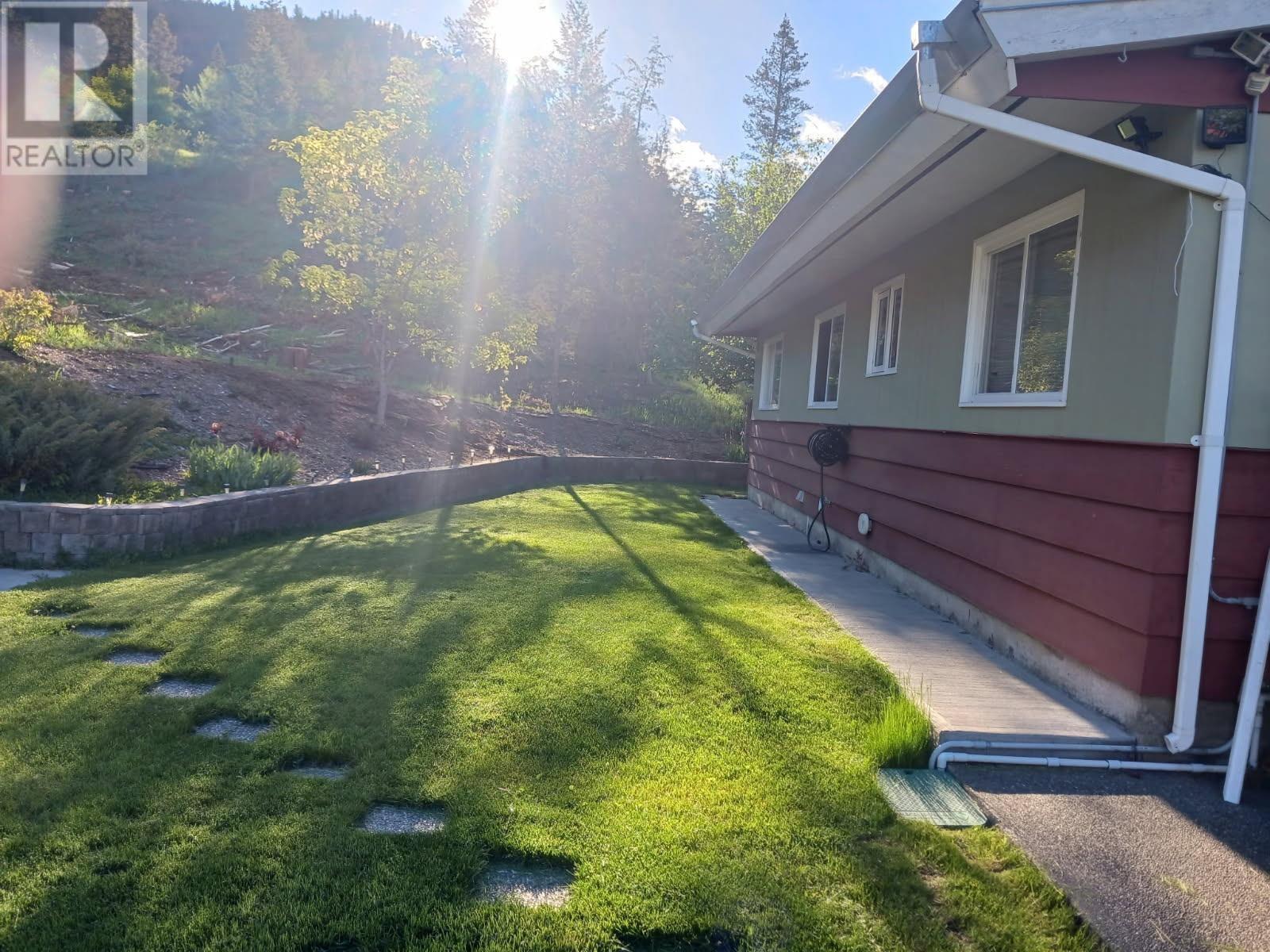 1138 Lakeview Crescent, Williams Lake, British Columbia  V2G 1A3 - Photo 8 - R2979614