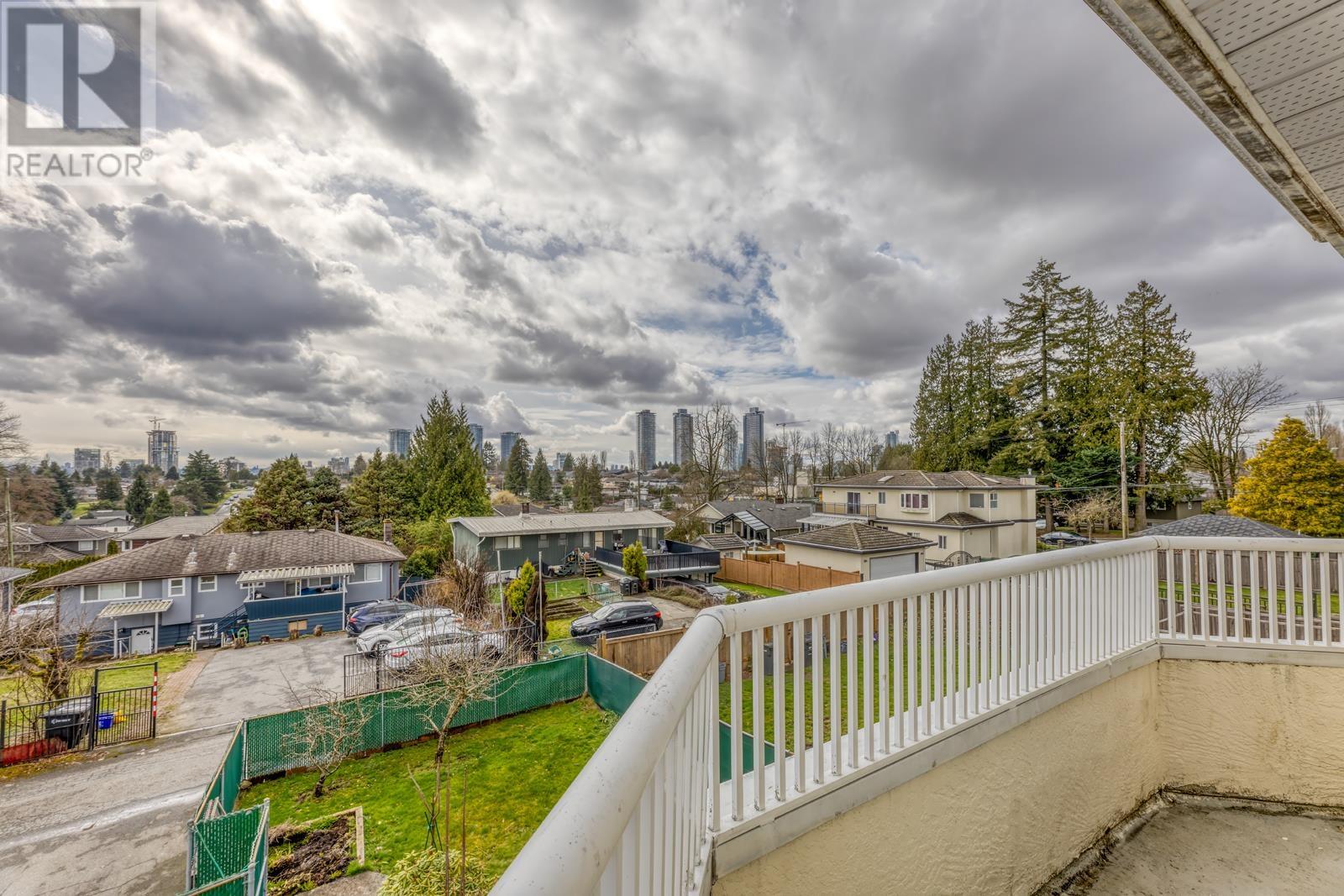 4930 Venables Street, Burnaby, British Columbia  V5B 1X7 - Photo 34 - R2981199