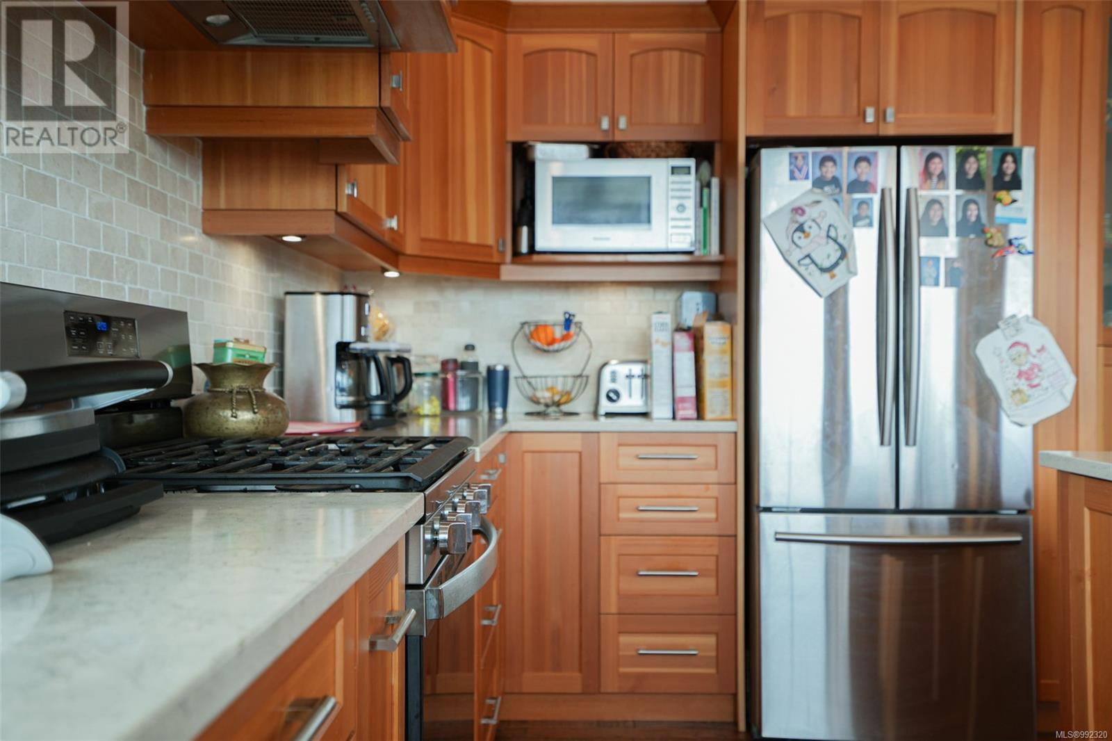 300 Main St, Tofino, British Columbia  V0R 2Z0 - Photo 24 - 992320