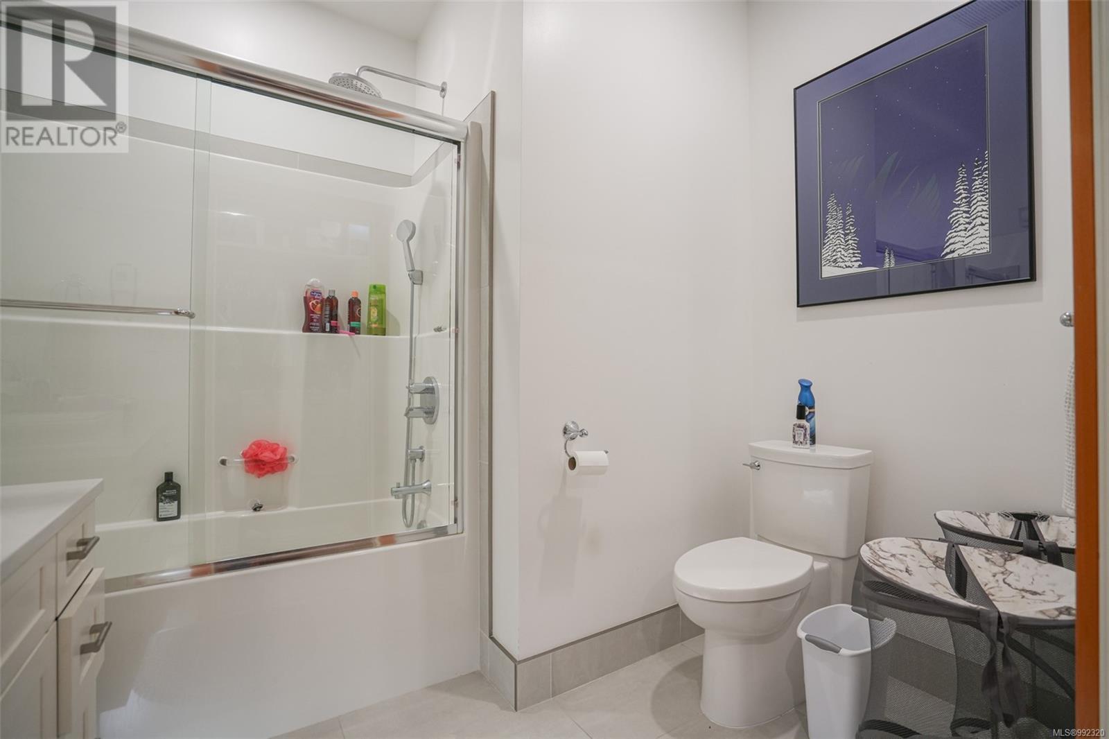 300 Main St, Tofino, British Columbia  V0R 2Z0 - Photo 57 - 992320