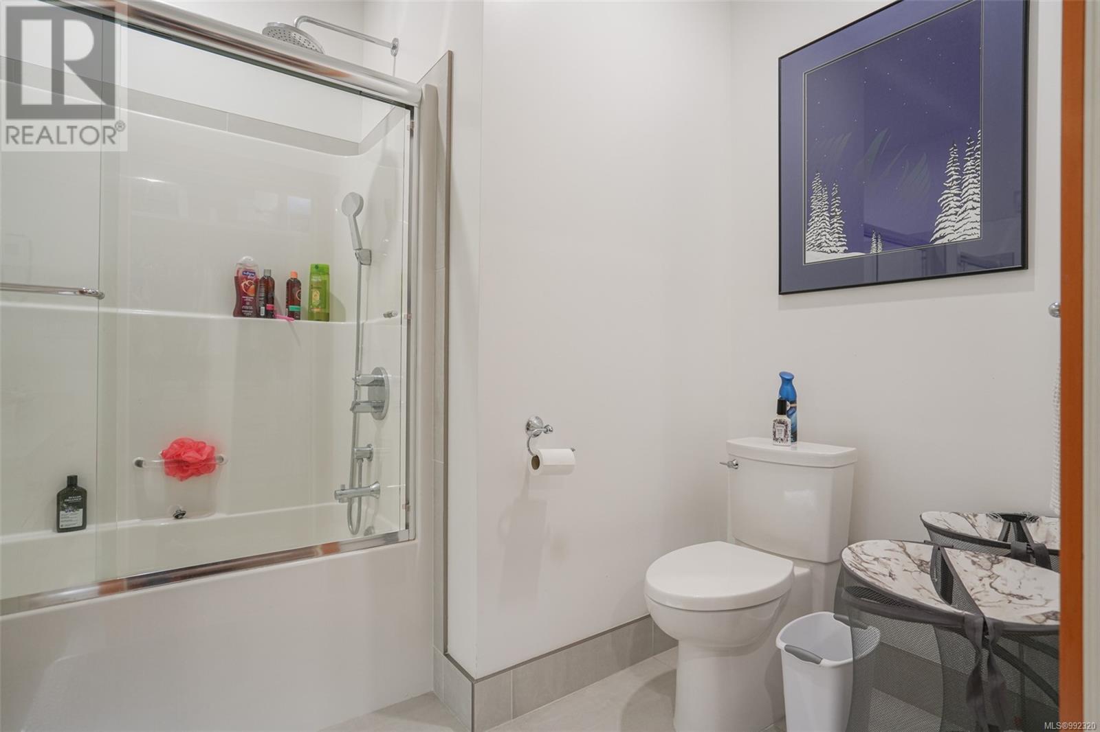 300 Main St, Tofino, British Columbia  V0R 2Z0 - Photo 56 - 992320