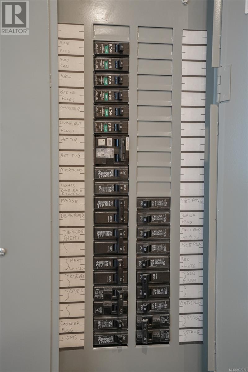 300 Main St, Tofino, British Columbia  V0R 2Z0 - Photo 68 - 992320