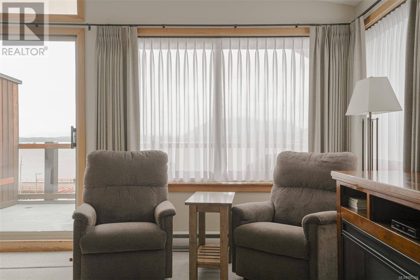 300 Main St, Tofino, British Columbia  V0R 2Z0 - Photo 81 - 992320