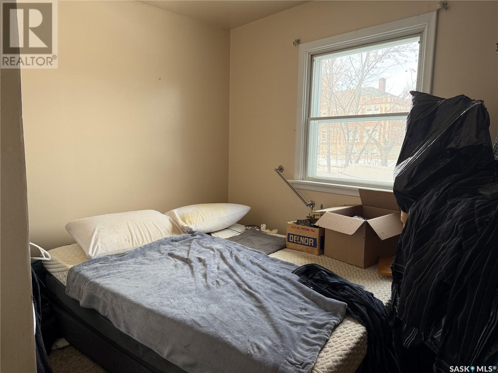 Property at 669 Stadacona STREET E image 4