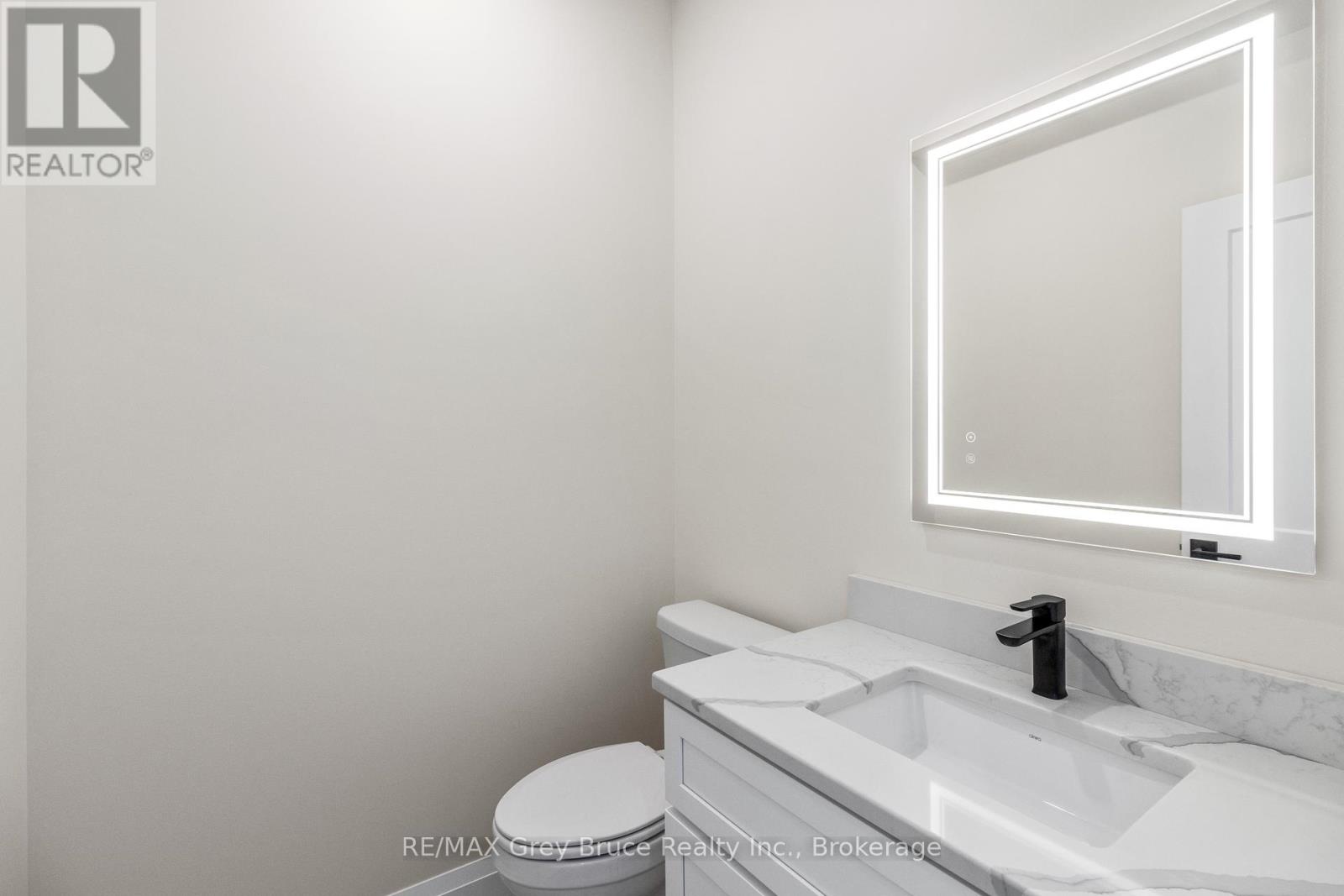 351 Eagle Road, Northern Bruce Peninsula, Ontario  N0H 2R0 - Photo 26 - X12006239