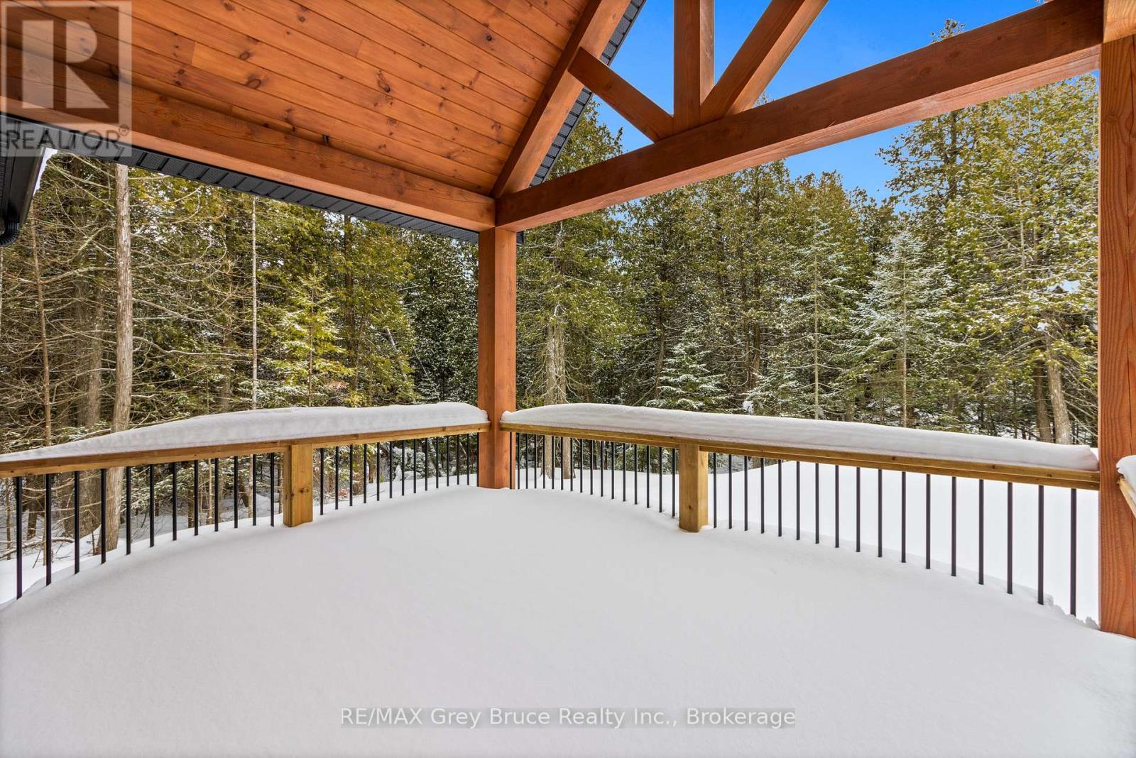 351 Eagle Road, Northern Bruce Peninsula, Ontario  N0H 2R0 - Photo 37 - X12006239