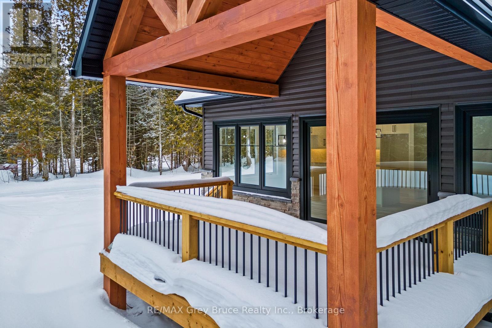 351 Eagle Road, Northern Bruce Peninsula, Ontario  N0H 2R0 - Photo 39 - X12006239