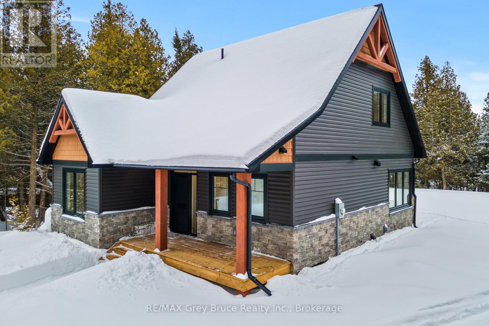 351 Eagle Road, Northern Bruce Peninsula, Ontario  N0H 2R0 - Photo 42 - X12006239