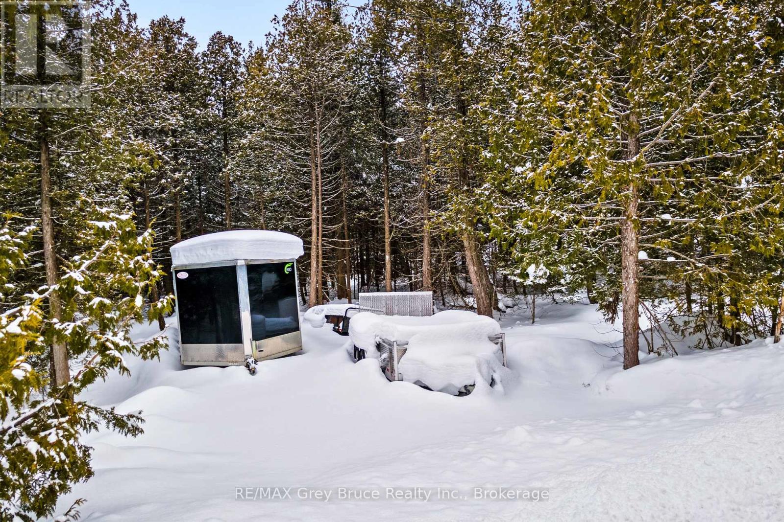 351 Eagle Road, Northern Bruce Peninsula, Ontario  N0H 2R0 - Photo 48 - X12006239