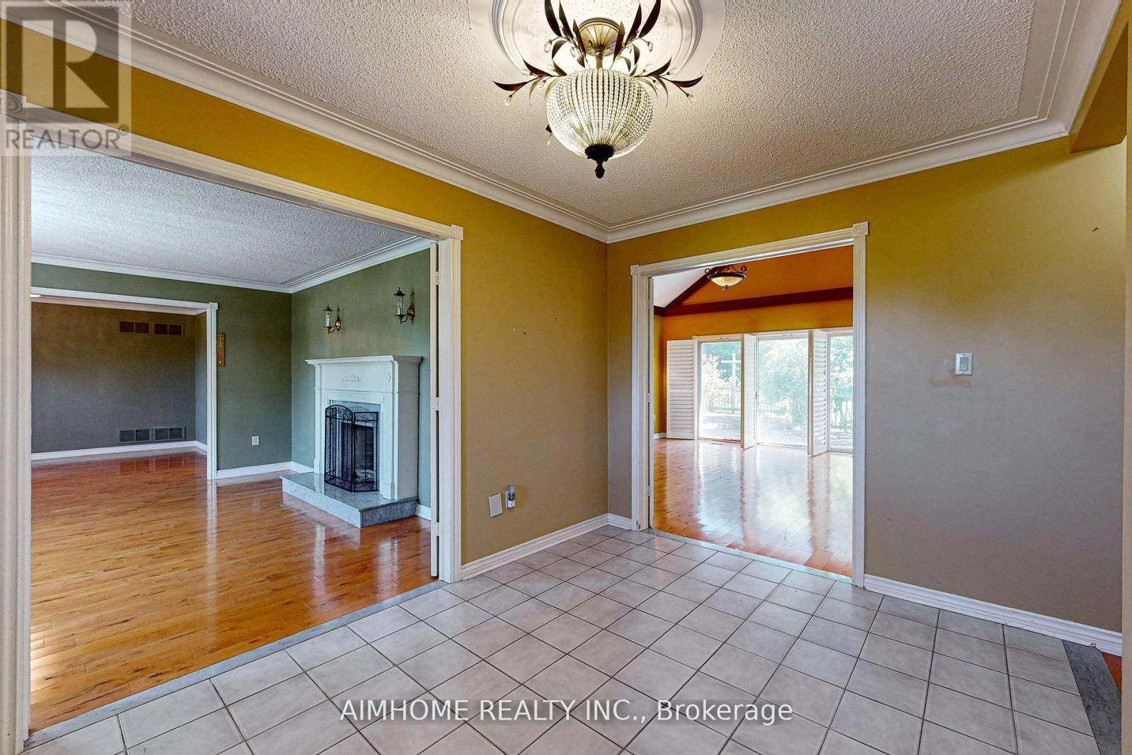 12301 Keele Street E, Vaughan, Ontario  L6A 2B3 - Photo 12 - N12038825