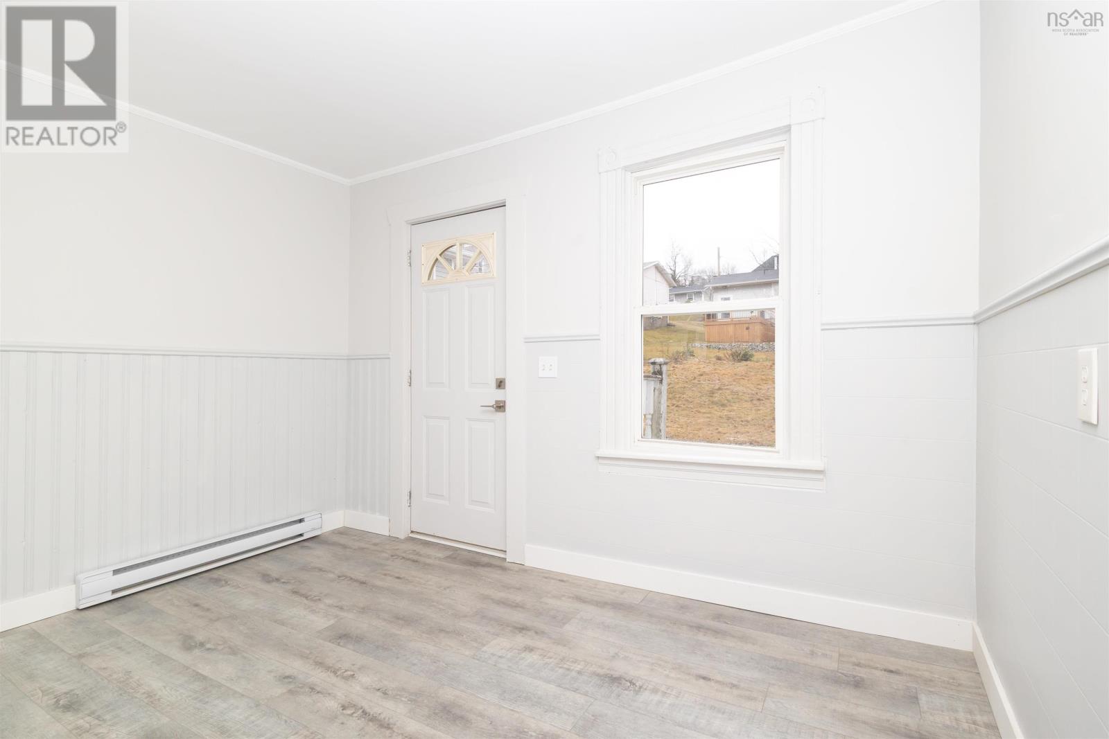 44 Central, Sydney, Nova Scotia  B1P 2A8 - Photo 12 - 202505699