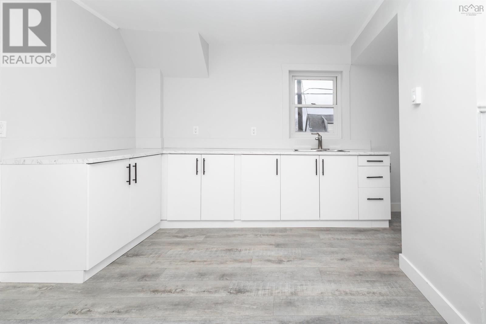 44 Central, Sydney, Nova Scotia  B1P 2A8 - Photo 13 - 202505699