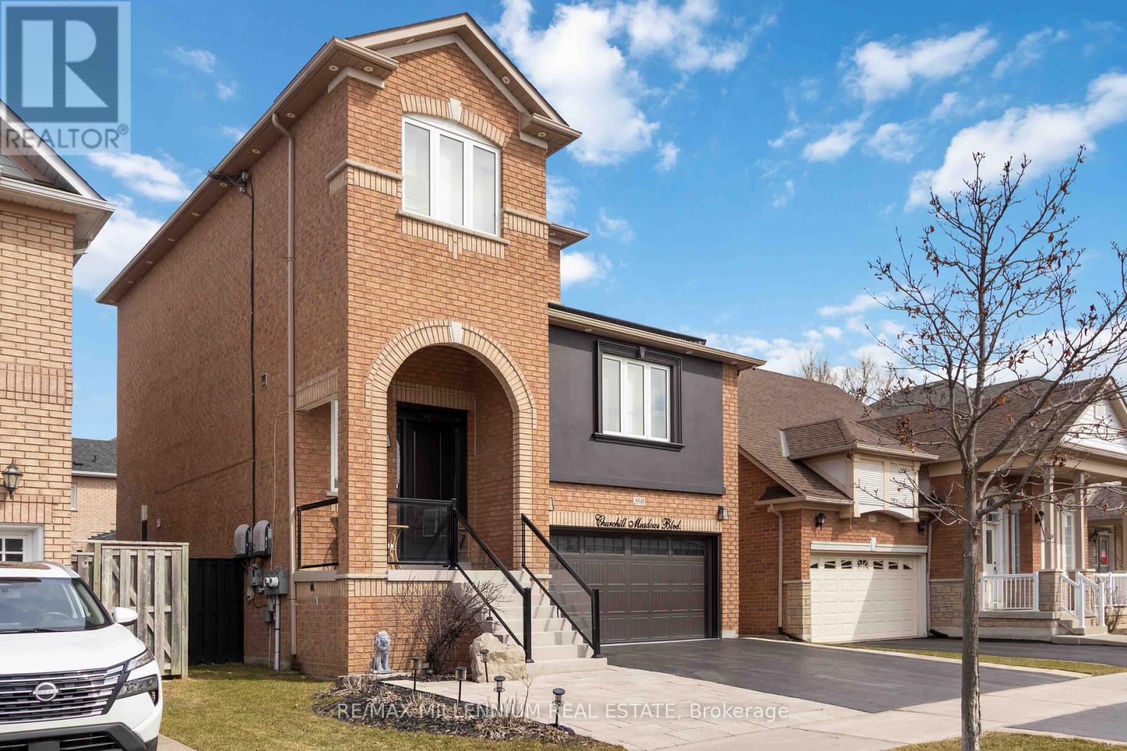 Property at 5545 CHURCHILL MEADOWS BOULEVARD image 4