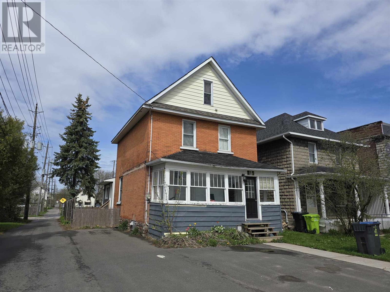215 Brown ST, Sault Ste Marie, Ontario