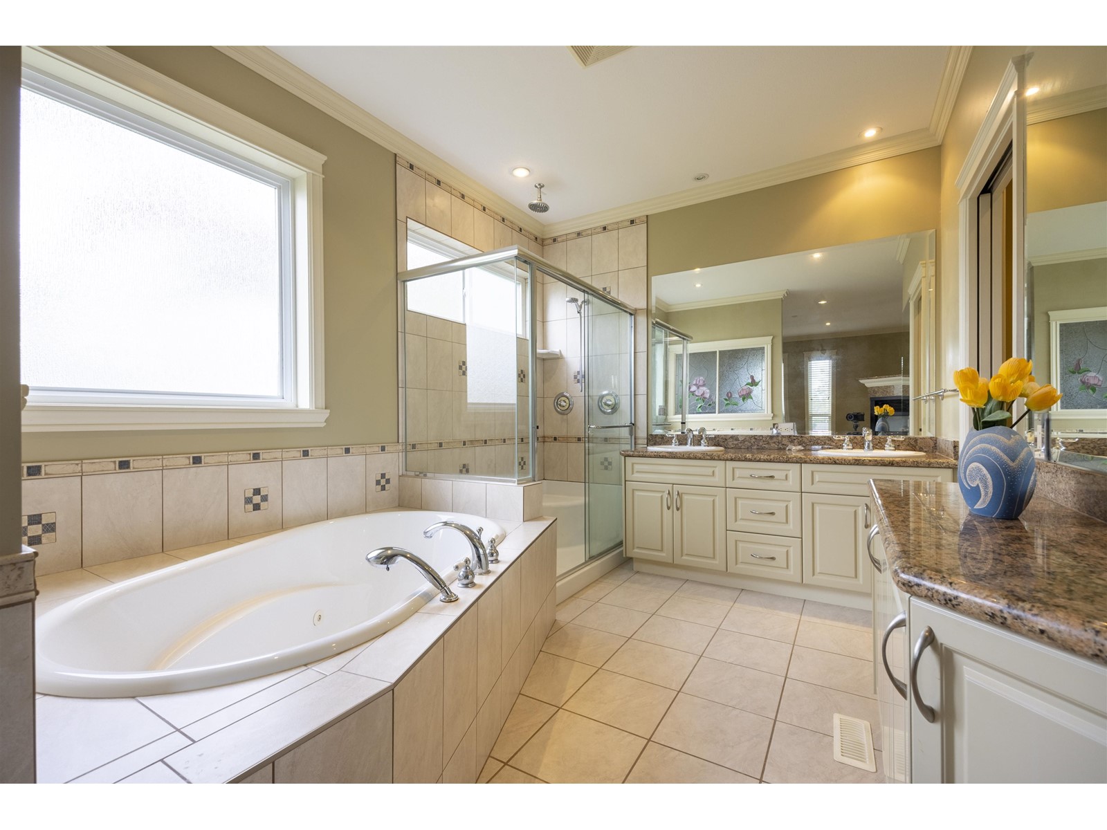 1353 Everall Street, White Rock, British Columbia  V4B 3S7 - Photo 16 - R2980846