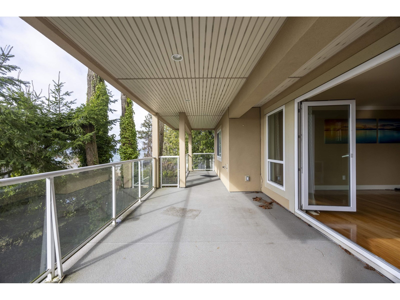1353 Everall Street, White Rock, British Columbia  V4B 3S7 - Photo 5 - R2980846