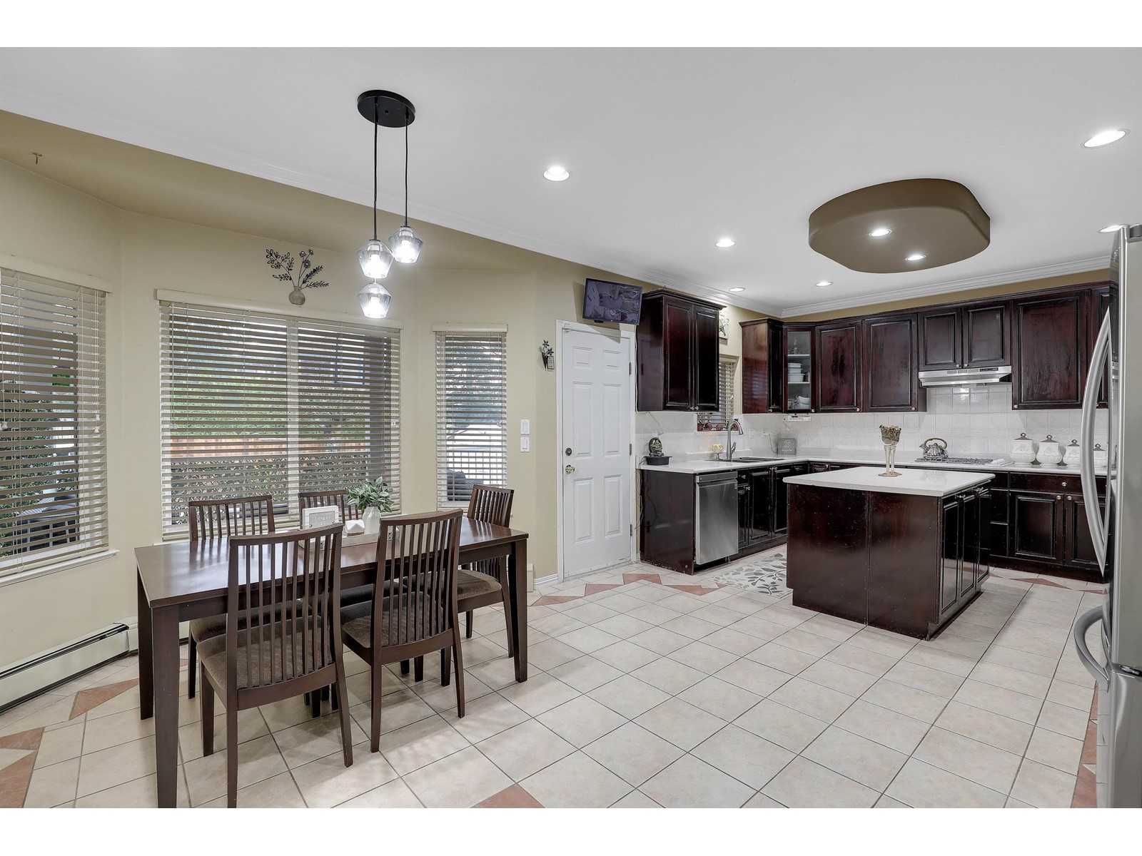6125 132a Street, Surrey, British Columbia  V3X 3J6 - Photo 14 - R2981010