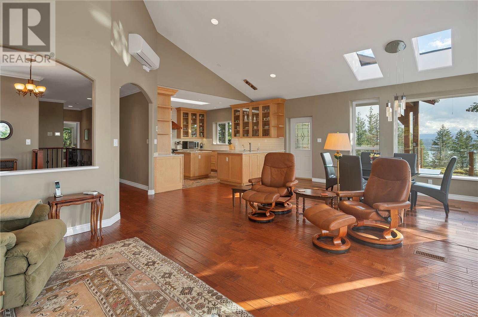 1223 Leishmans Rd, Quadra Island, British Columbia  V0P 1H0 - Photo 12 - 992980